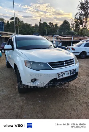 Mitsubishi Outlander 2.4 4WD Intense 2007 White