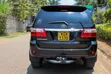 Toyota Fortuner 2010 Nyeusi - 2