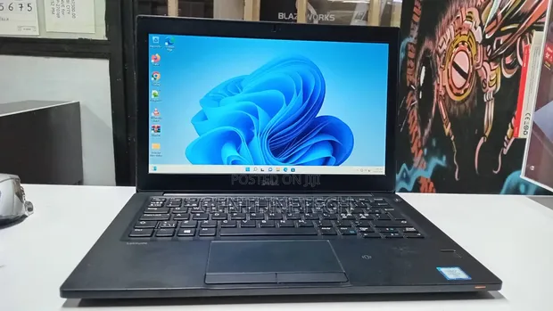 Dell Latitude 7280 16GB RAM, Intel Core i7, 128GB SSD - 1