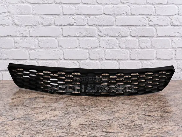 Grille ya Mbele ya Suzuki Swift (2012-2014) - 1