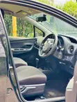 Toyota Vitz 1.0 FWD 5dr 2018 Nyeusi - 3