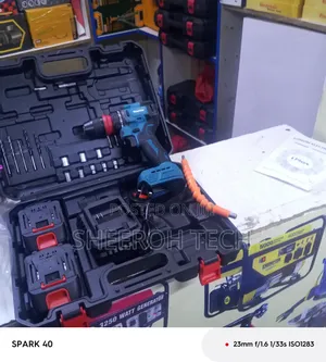 Makita Brushless Cordless Drill - Mpya Kabisa