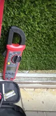 UNI-T UT202A Clamp Meter - 1