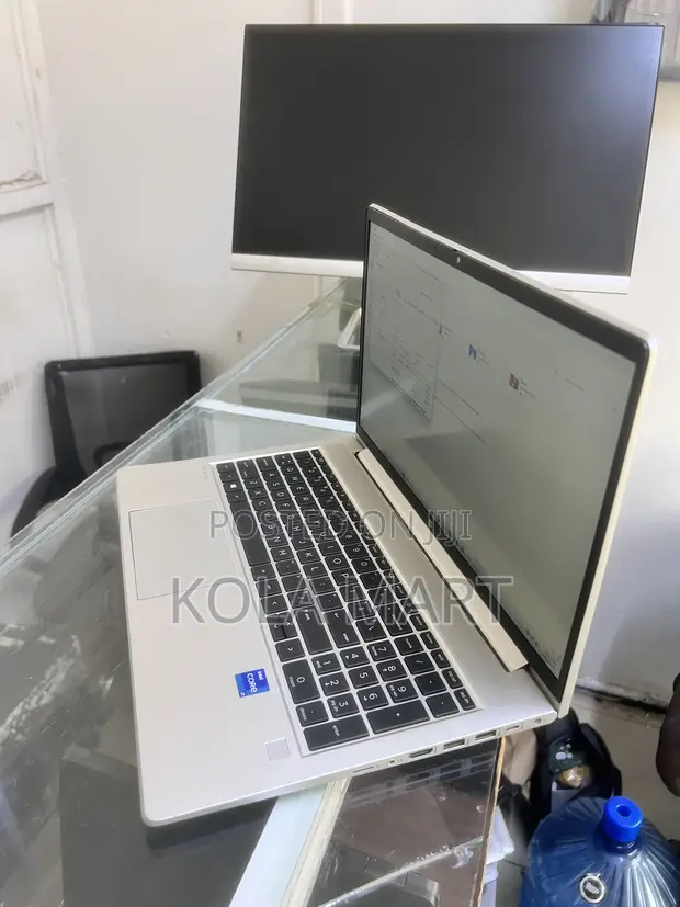 Laptop HP ProBook 450 G8 - Intel Core i7, 8GB RAM, 256GB SSD - 1