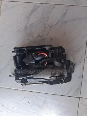 Mercedes-Benz W221 Airmatic Compressor Pump