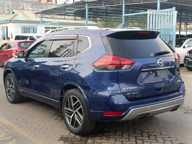 2020 Nissan X-Trail 2.0 Petrol AWD SUV - 1