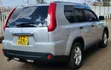 Nissan X-Trail 2013 Nyeusi - 4