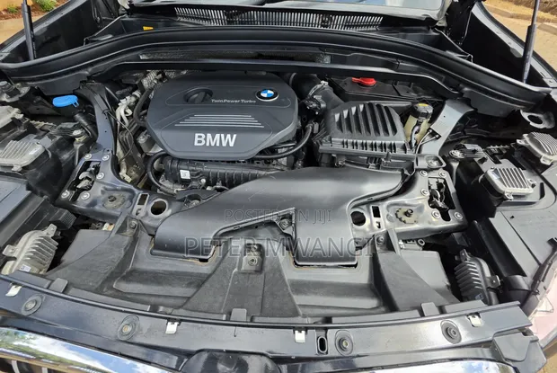 BMW X1 xDrive28i AWD 2016 Black - 1