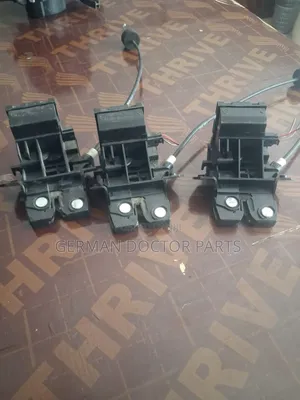 Mercedes-Benz W203/W211 Boot Lock