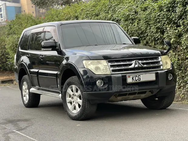 Mitsubishi Pajero 3.2 DI-D Elegance Automatic 2008 Nyeusi - 1