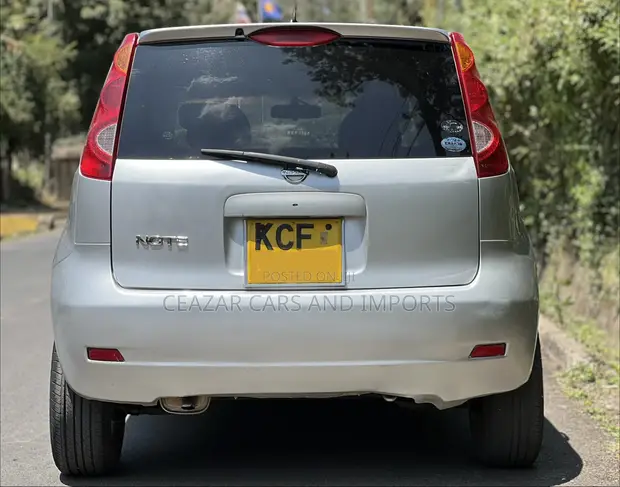 Nissan Note 2008 Nyeupe - 1