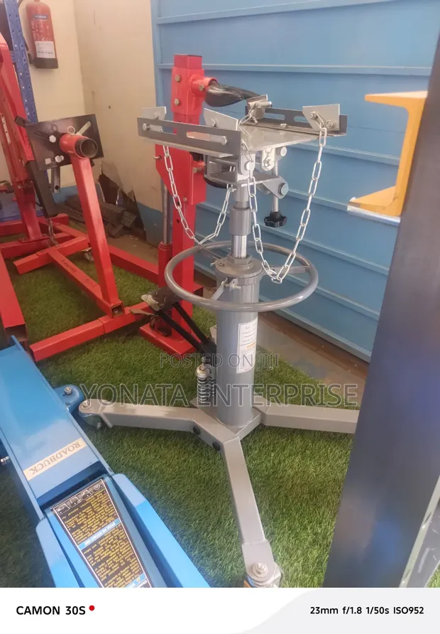 Transmission Jack - Hydraulic Lifting Table - 1