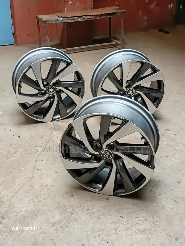 Original Toyota Harrier 18-Inch Black Silver Rims - 1