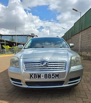 Toyota Avensis 2006 Silver