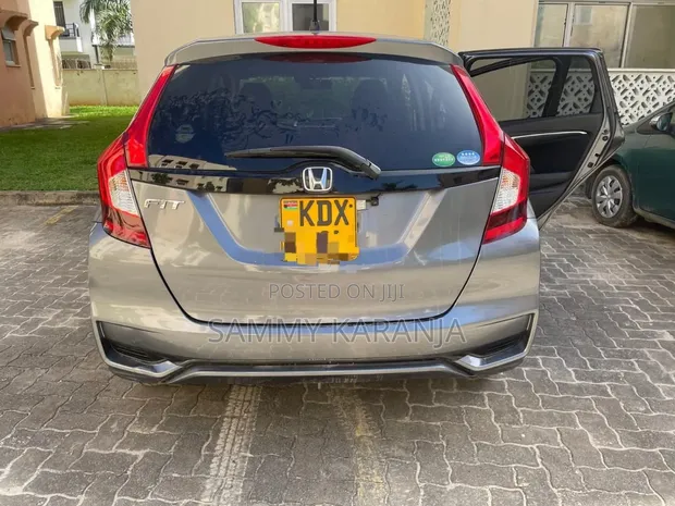 Honda Fit 2019 Kijivu - 1