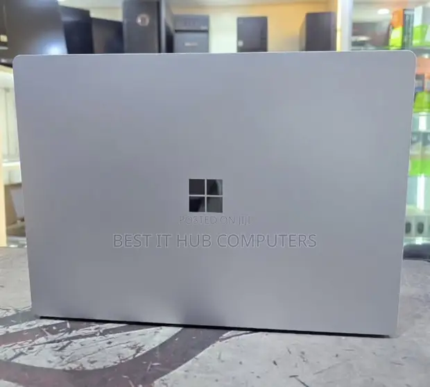 Microsoft Surface Laptop 5 16GB RAM, 512GB SSD, Intel Core i7 - 1