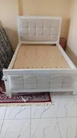 Kitanda Cheupe cha Tufted 4x6 - 1