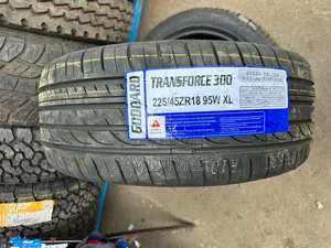 Tairi na Rim Mpya za 225/45R18 Goddrad