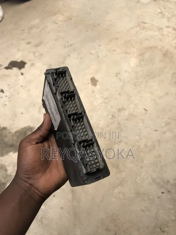 Mercedes Actros Atego CPC/FR Control Unit - 1