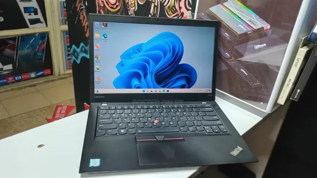 Laptopi ya Lenovo ThinkPad T470s - Core i5, 8GB RAM, 128GB SSD - 1