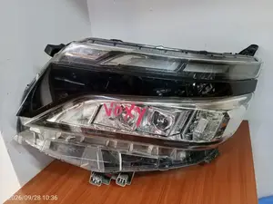 Kikoi cha Xenon cha Toyota Voxy 2018 (Kimeagizwa)