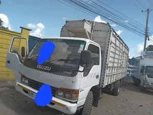 Isuzu NPR 2008 Food Truck