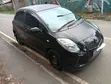 Toyota Vitz 2009 Nyeusi - 1