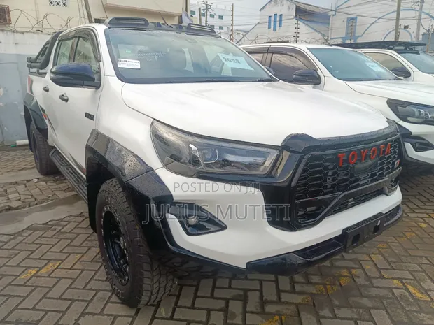 Toyota Hilux Double Cab 2022 - 1