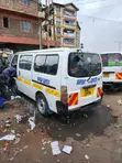 Toyota HiAce 2000 Nyeupe - 1