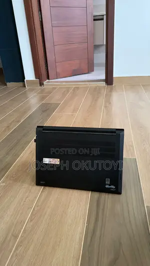 Laptopi ya Lenovo ThinkPad E16 Gen 3 - Intel Core Ultra 7, 16GB RAM, 1TB SSD