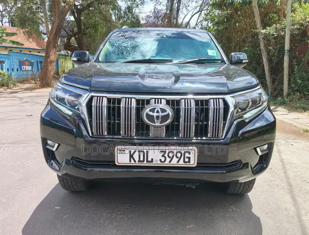 Toyota Land Cruiser Prado 2017 Black - 1