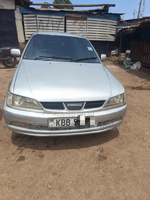 Toyota Carina 2001 Nyeupe