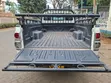 Toyota Hilux 2015 Nyeupe Pickup - 1