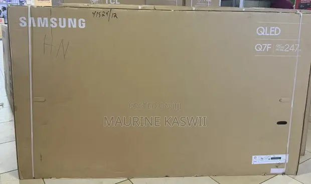 Samsung 98" QLED UHD 4K Smart TV - 1