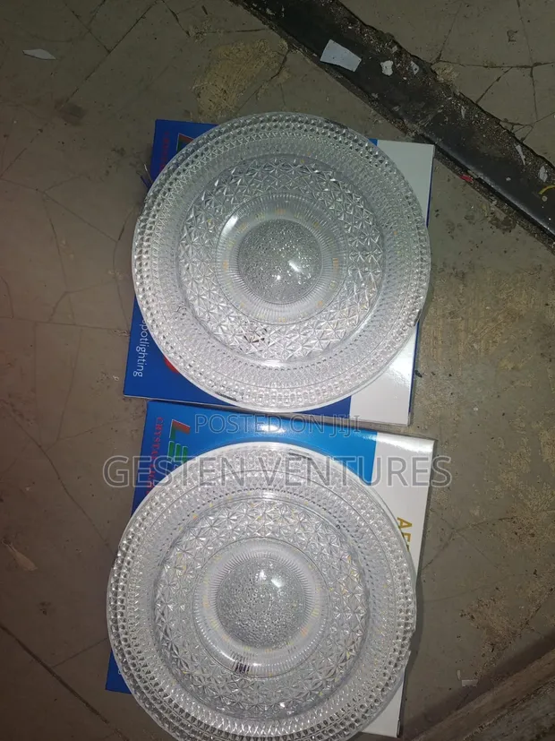 Afrilighting 24W LED Crystal UFO Bulb ya Mwanga - 1