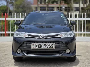 Toyota Corolla Fielder 1.5 Petrol FWD 2015 Nyeusi