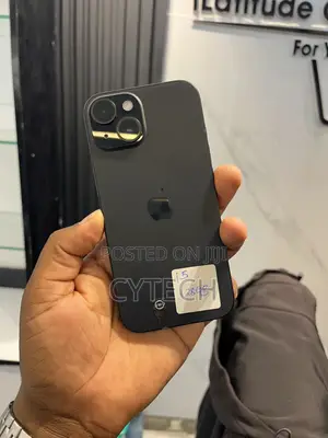 Apple iPhone 15 128GB Nyeusi