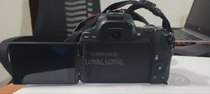 Canon 250D DSLR Camera with Lens