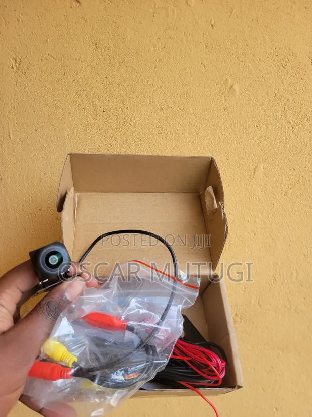 AHD 720P Reverse Camera - 1
