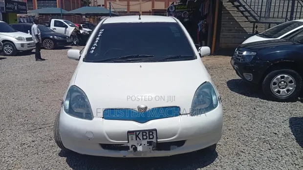 Toyota Vitz 2003 - 1