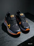 Nike Air Zoom Gym Sneakers - Nyeusi/Machungwa - 2