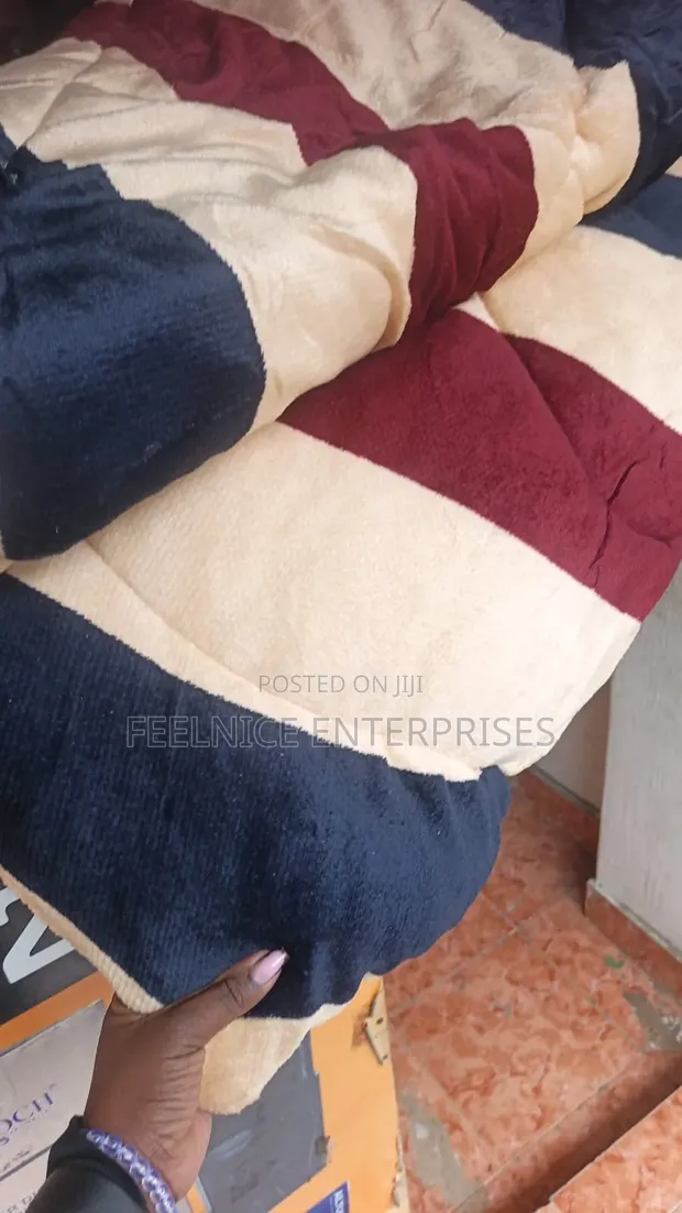 Duvet ya Wollen ya Joto - 1