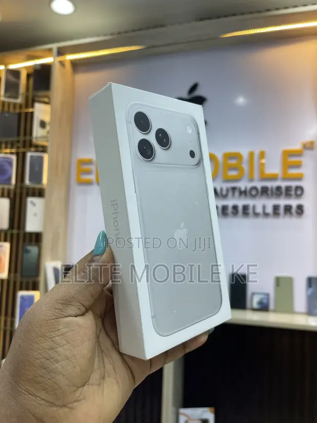 New Apple iPhone 18 Pro Max 256GB Silver - 1