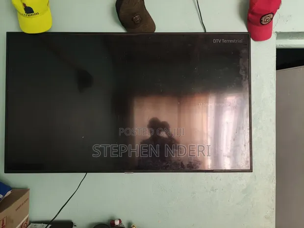 Samsung 55" Smart QLED TV (Used) - 1