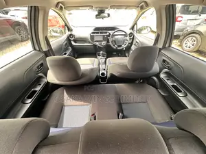 Toyota Aqua 2019 Silver