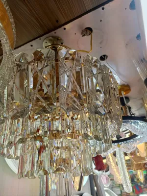 Luxurious 6-Bulb Crystal Chandelier