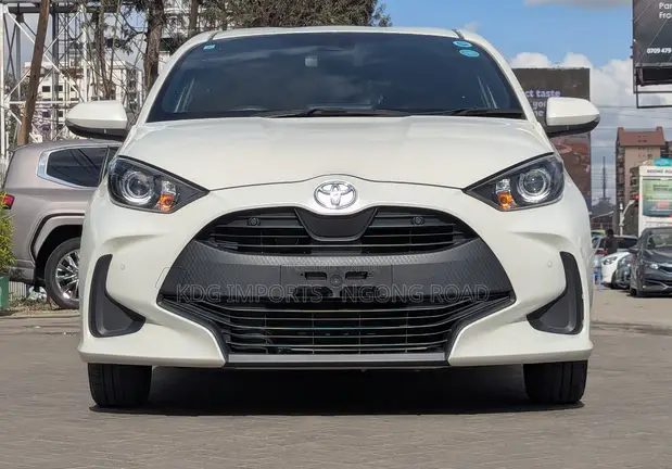 Toyota Yaris 2020 Nyeupe - 1