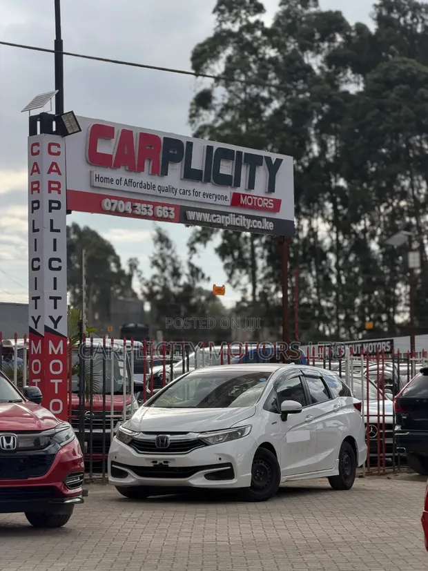 Honda Fit Shuttle 1.5 G 2WD 2019 Nyeupe - 1