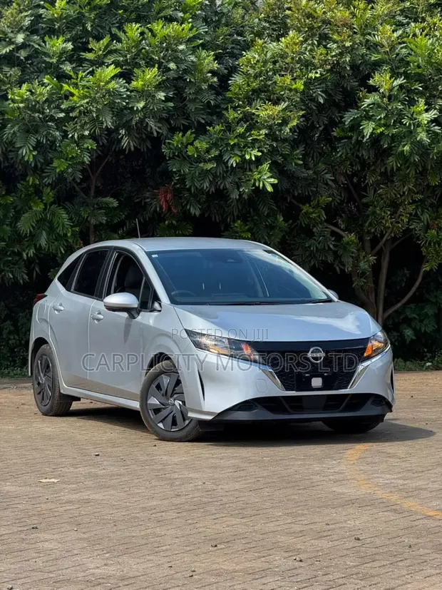 Nissan Note 1.2 Hybrid 2021 Silver - 1