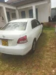 Toyota Belta 2012 White - 4